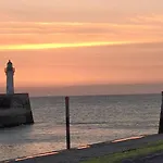 Longere Et Campagne - 8pers 4ch 3sdb 3etoiles - Parking Prive - Reservation 4 Nuits Minimum *